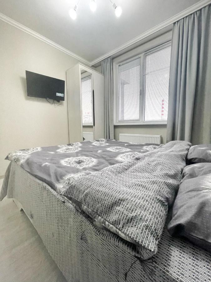 Beautiful Apartment In تشيسيناو المظهر الخارجي الصورة